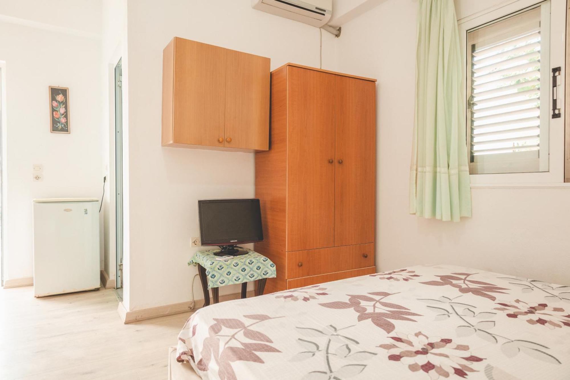 Rooms By The Sea Himarë Exteriér fotografie